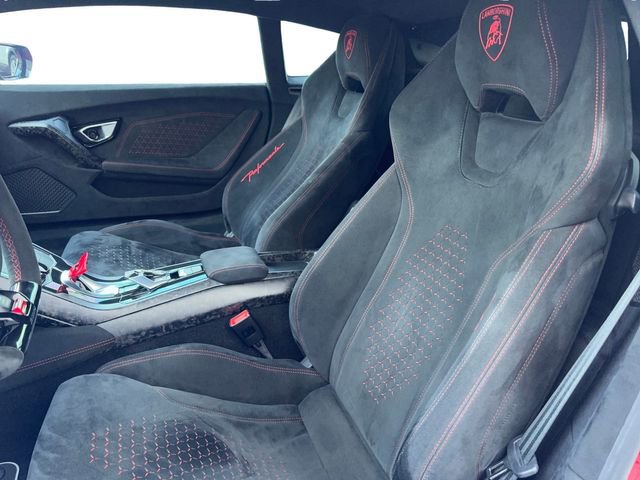Used 2018 Lamborghini Huracan Performante image 9