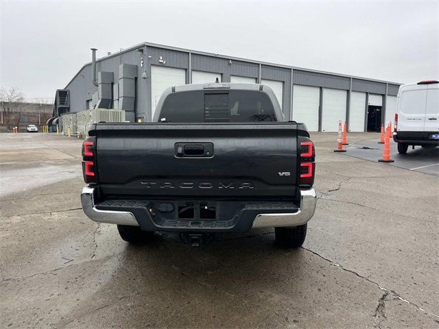 Used 2021 Toyota Tacoma SR5 image 4