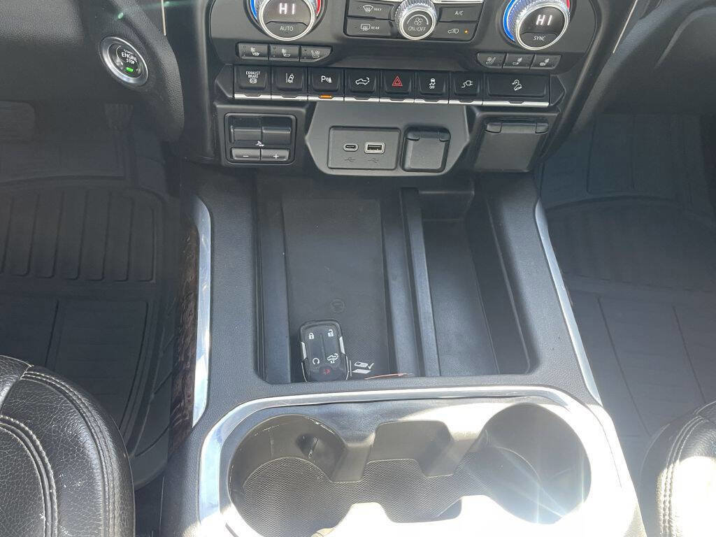 Used 2020 GMC Sierra 2500 Denali w/ Denali Ultimate Package image 27