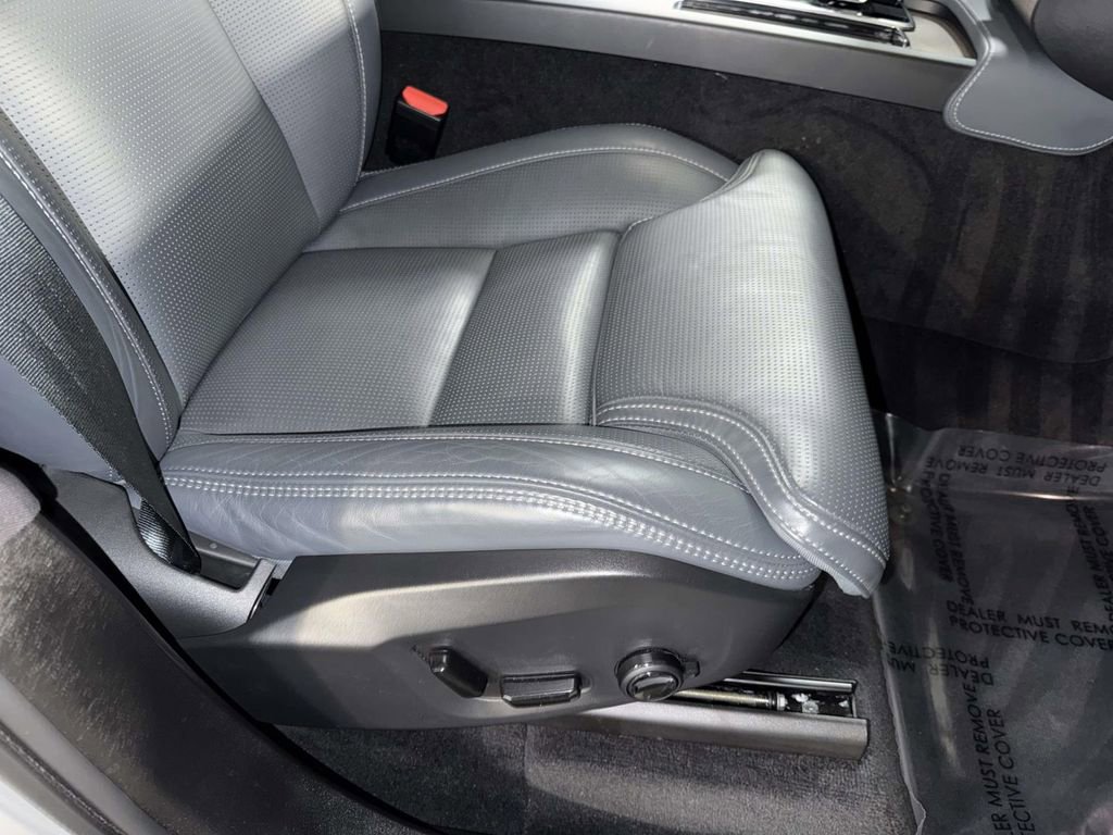 Used 2024 Volvo XC90 T8 Ultimate w/ Protection Package Premier image 15