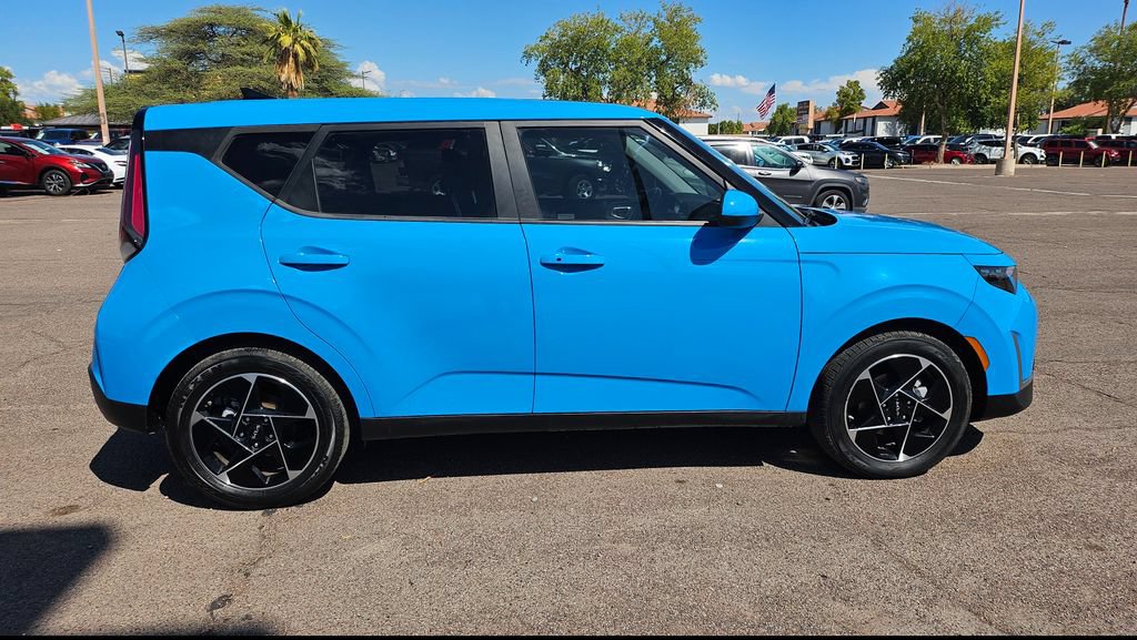 Used 2024 Kia Soul EX FWD image 12