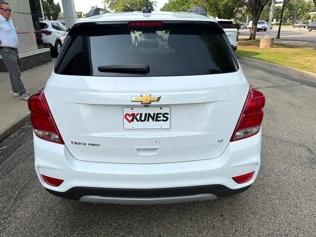 Used 2019 Chevrolet Trax LT w/ LT Convenience Package AWD/4WD image 6