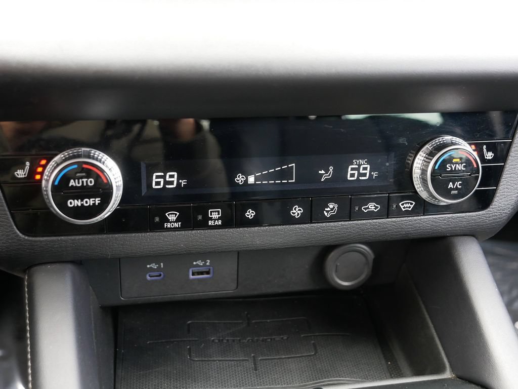 Used 2023 Mitsubishi Outlander SE AWD/4WD image 20