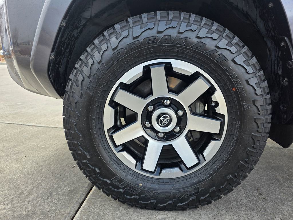 Used 2019 Toyota 4Runner TRD Off-Road Premium image 34