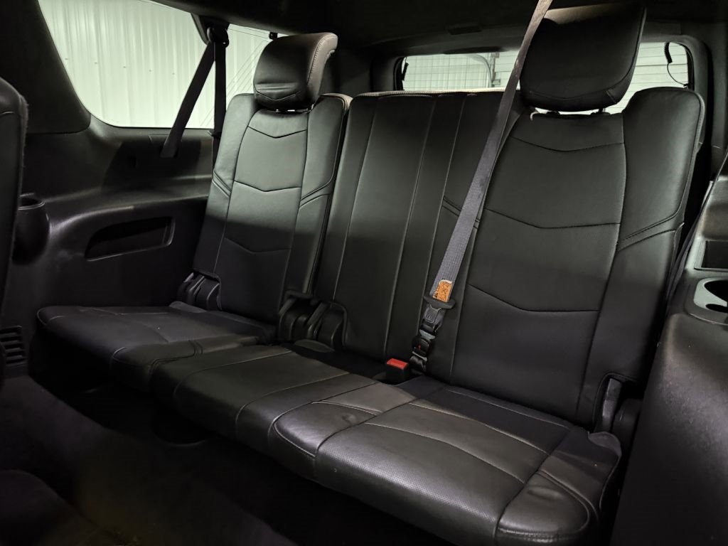 Used 2016 Cadillac Escalade ESV Platinum image 30