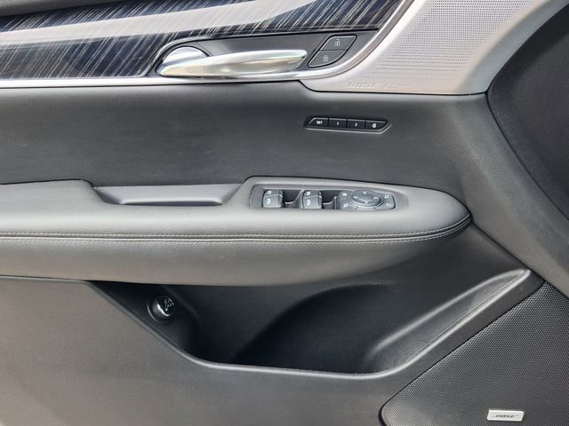 Used 2024 Cadillac XT6 Premium Luxury image 25