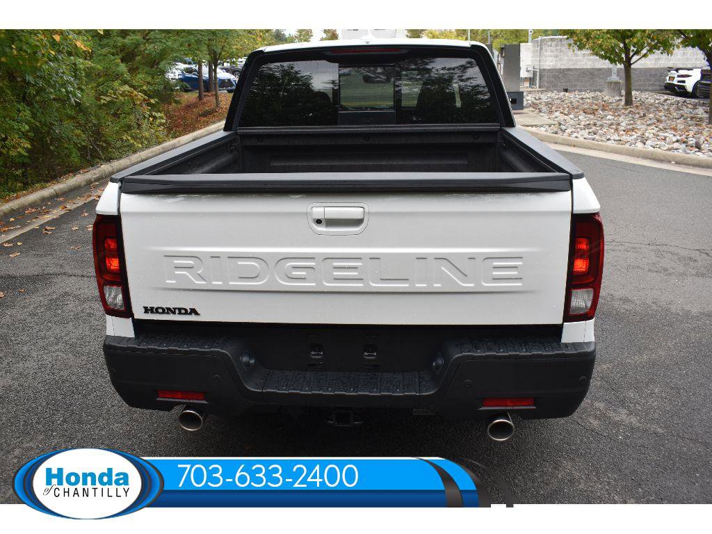 New 2026 Honda Ridgeline Black Edition image 9