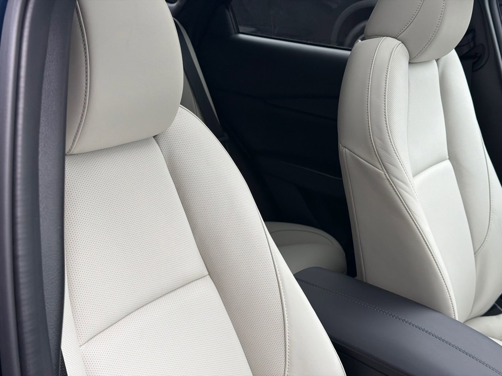 New 2026 MAZDA CX-30 2.5 Turbo w/ Premium Plus Pkg image 11