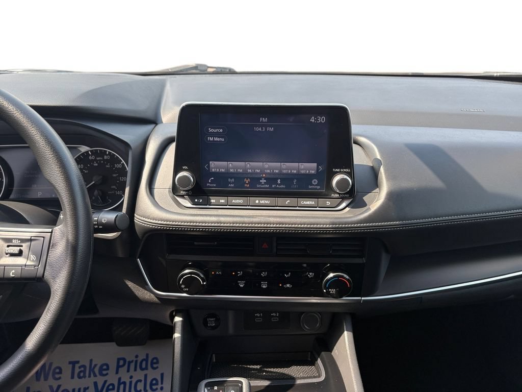 Used 2024 Nissan Rogue S FWD image 19