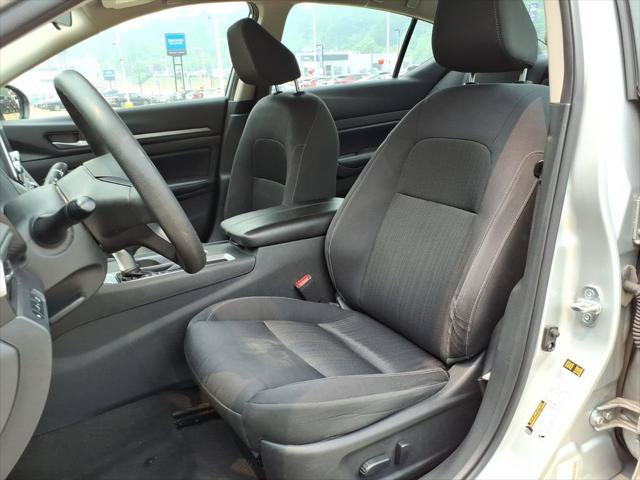 Used 2022 Nissan Altima 2.5 SV FWD image 8