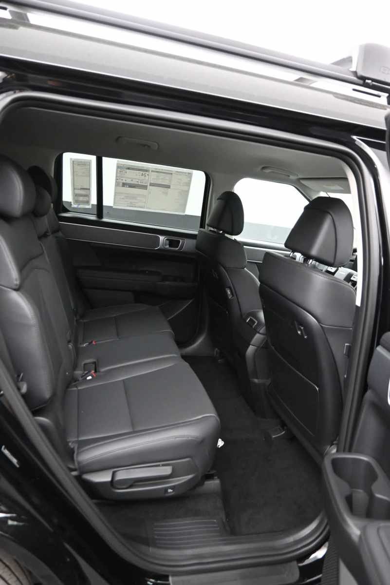 New 2026 Hyundai Santa Fe SEL FWD image 12