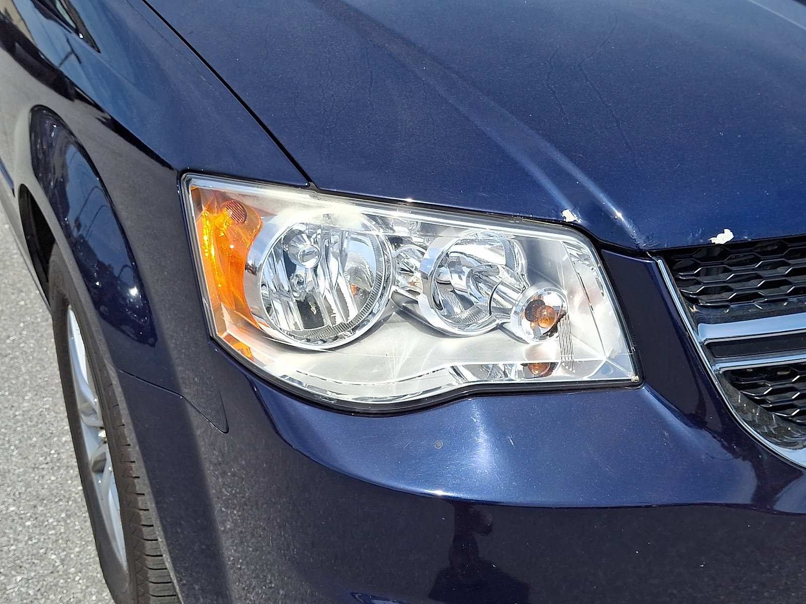 Used 2016 Dodge Grand Caravan SE FWD image 10
