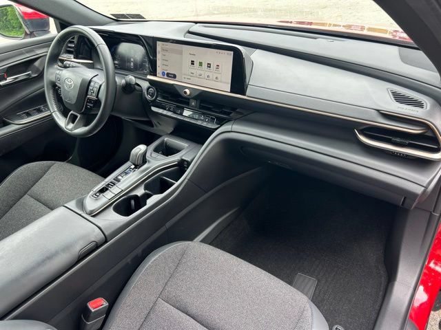 Used 2023 Toyota Crown AWD/4WD image 29