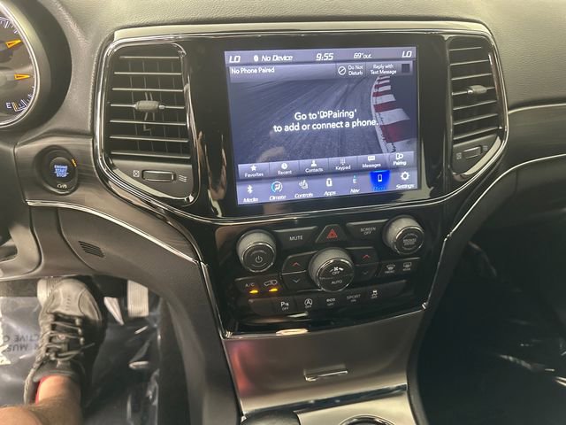 Used 2022 Jeep Grand Cherokee Limited AWD/4WD image 29