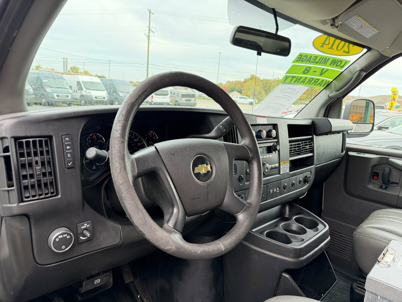 Used 2014 Chevrolet Express 2500 RWD image 20