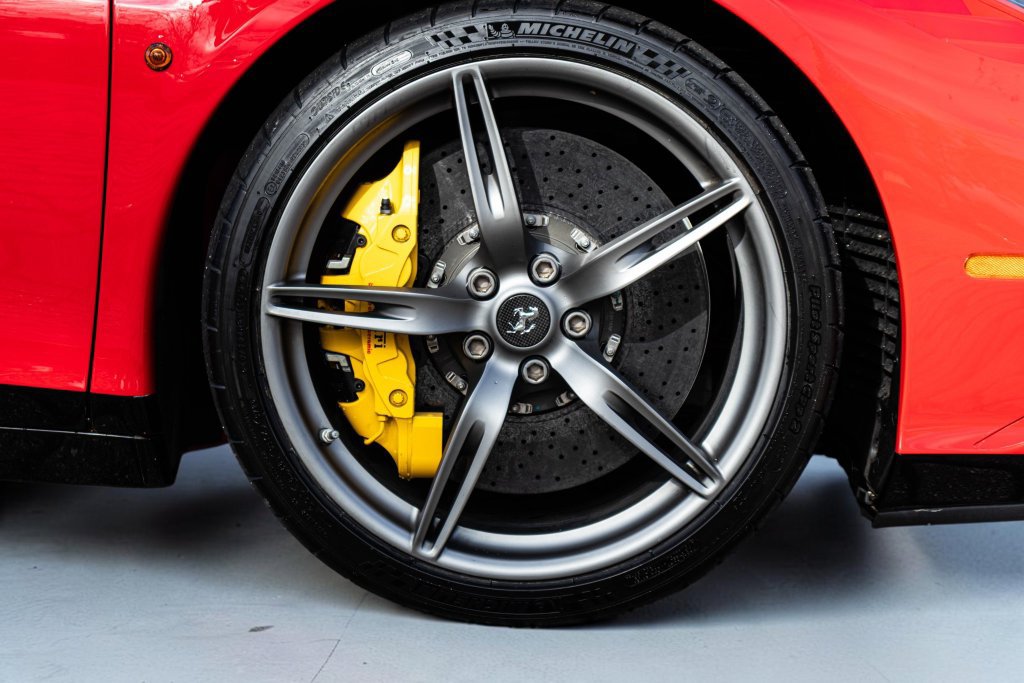 Used 2015 Ferrari 458 Speciale Coupe RWD image 59