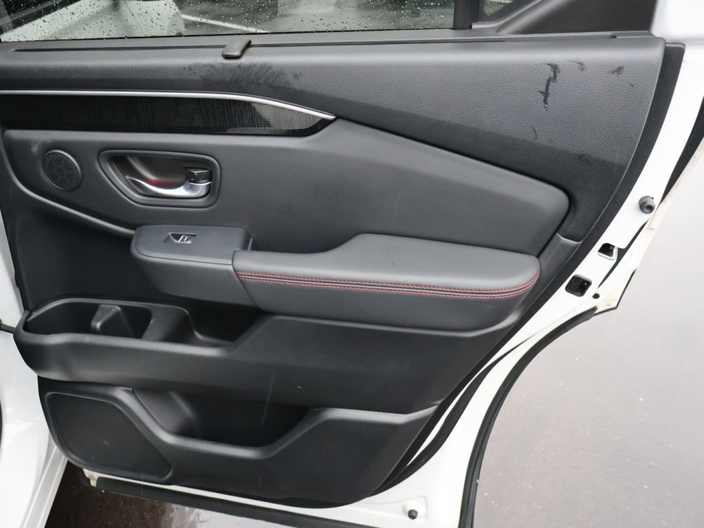 Certified 2025 Honda Pilot Black Edition image 14