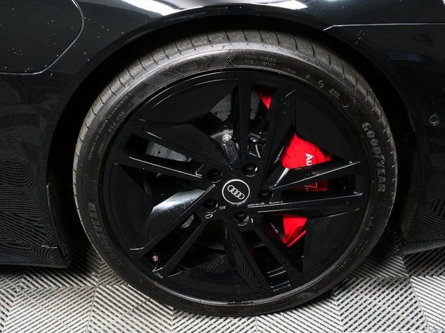 Used 2023 Audi RS e-tron GT image 38