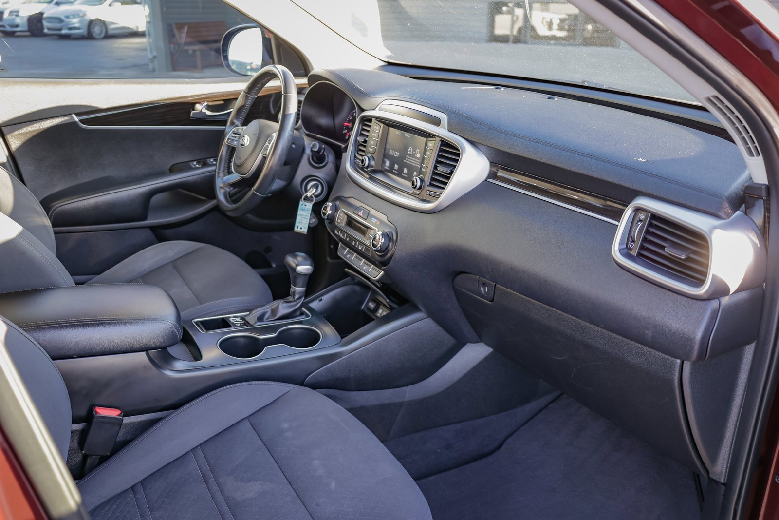 Used 2020 Kia Sorento LX w/ LX I4 Convenience Package image 21