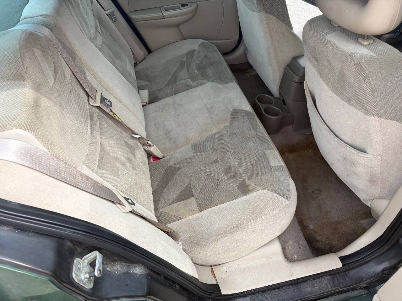 Used 2003 Saturn ION Level 3 w/ Travel Pkg FWD image 11