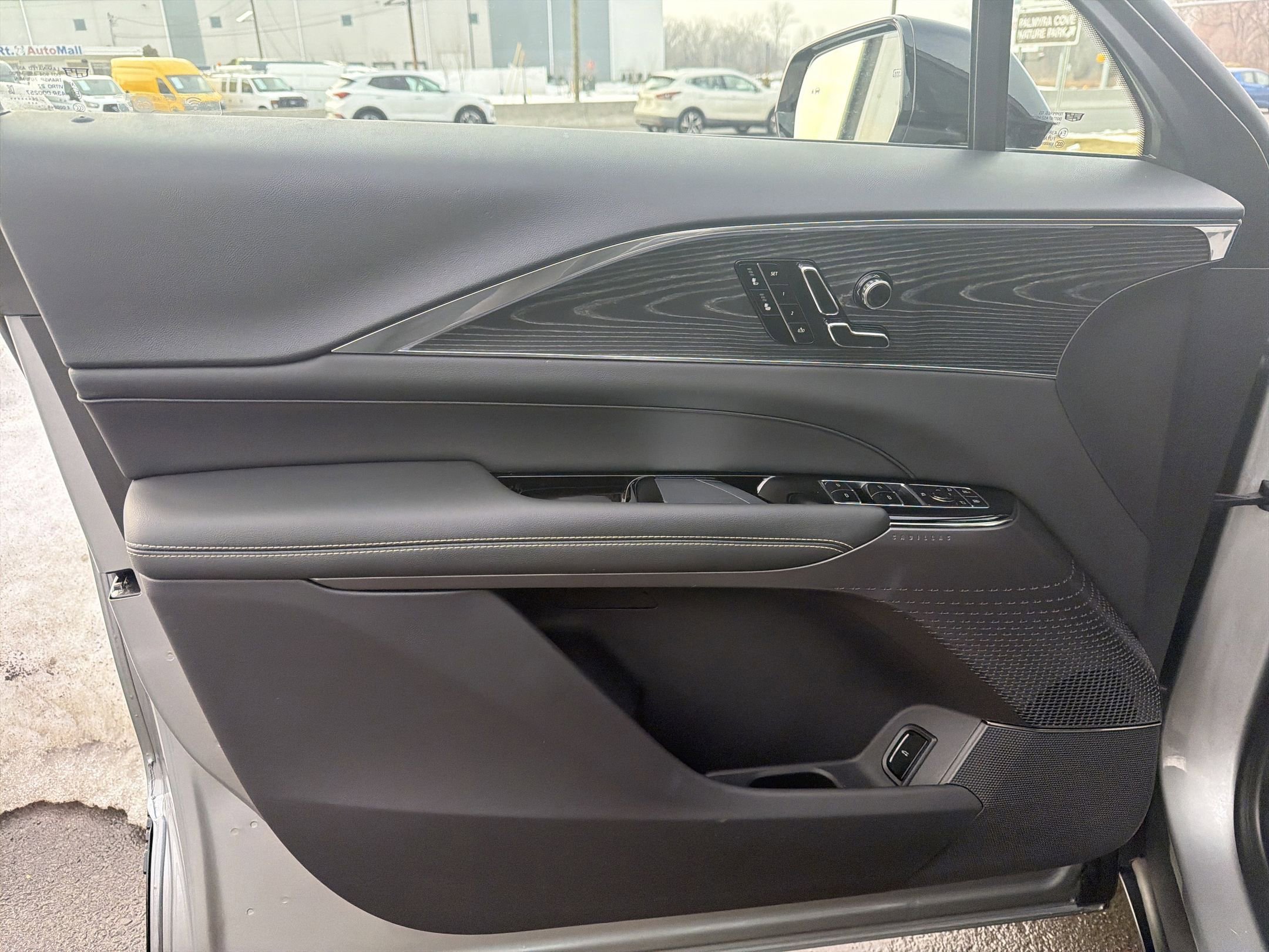 Certified 2024 Cadillac Lyriq Sport AWD/4WD image 8