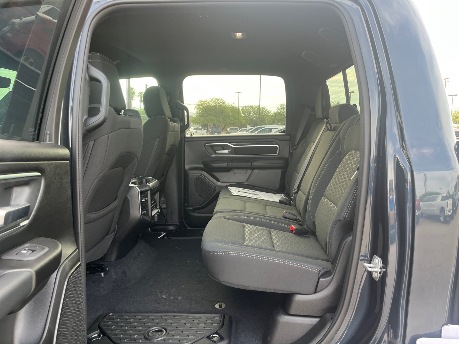 New 2026 RAM 1500 Big Horn AWD/4WD image 17