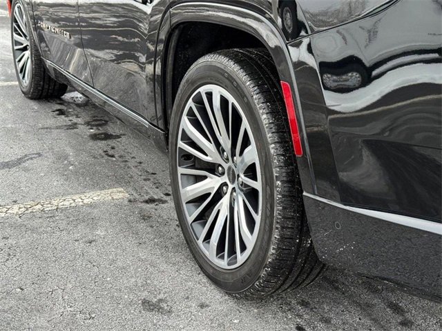 Used 2022 Jeep Grand Wagoneer Series III image 4