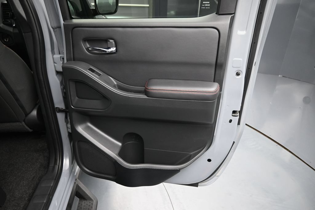 Certified 2023 Nissan Frontier PRO-4X w/ Technology Package AWD/4WD image 18