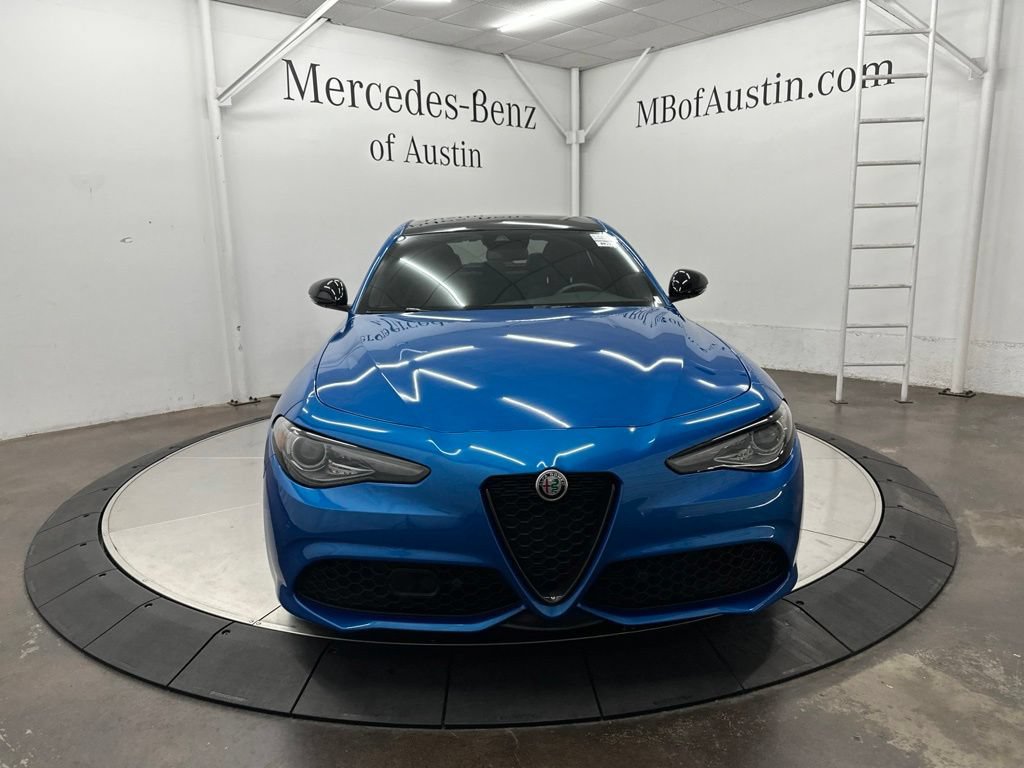 Used 2023 Alfa Romeo Giulia Veloce RWD video 2
