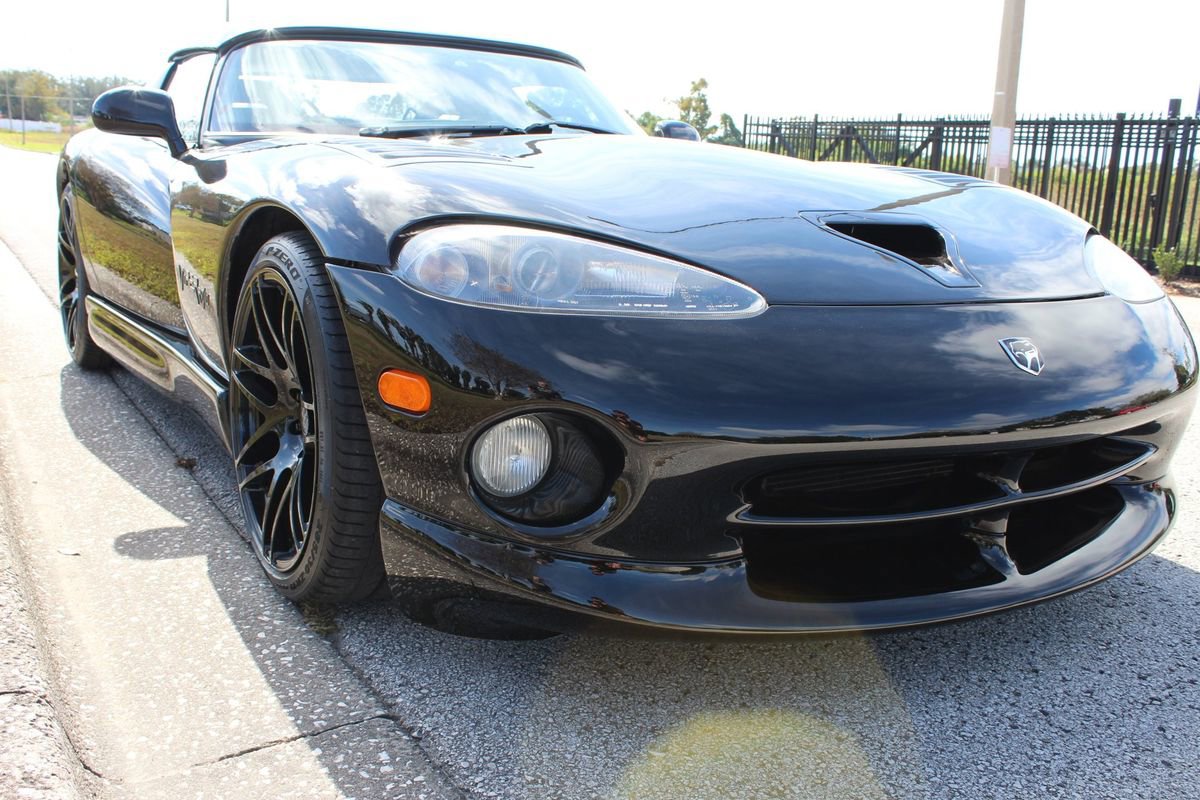 Used 2000 Dodge Viper RT/10 image 13