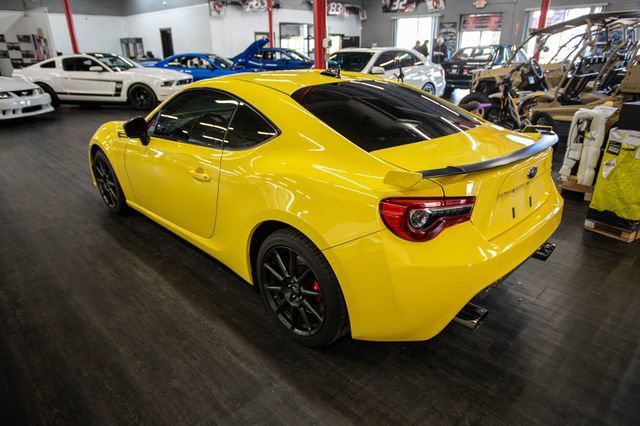 Used 2017 Subaru BRZ Series.Yellow image 3
