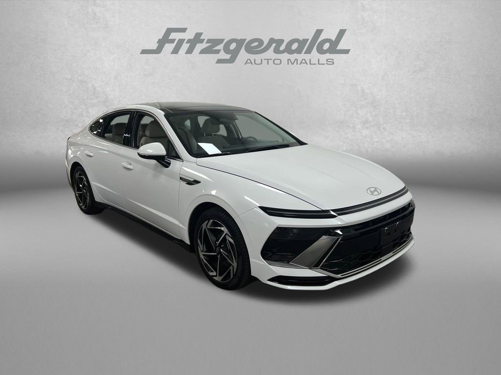 Used 2025 Hyundai Sonata SEL FWD image 8
