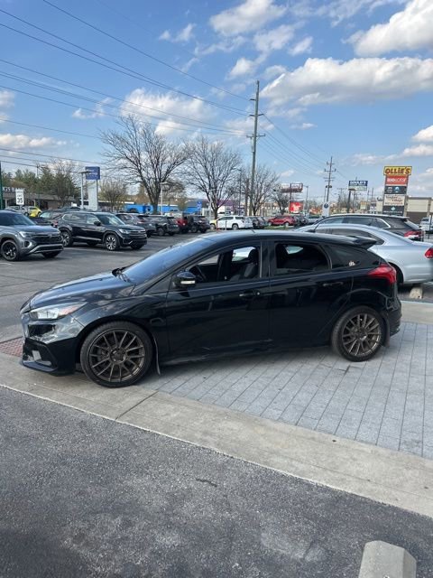 Used 2017 Ford Focus ST image 13