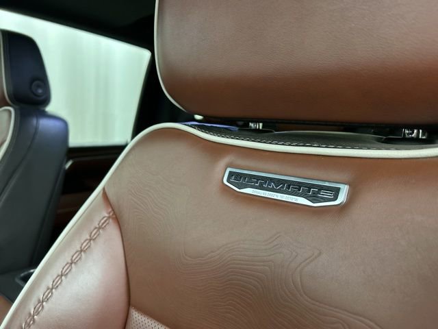 Used 2024 GMC Sierra 3500 Denali Ultimate image 8