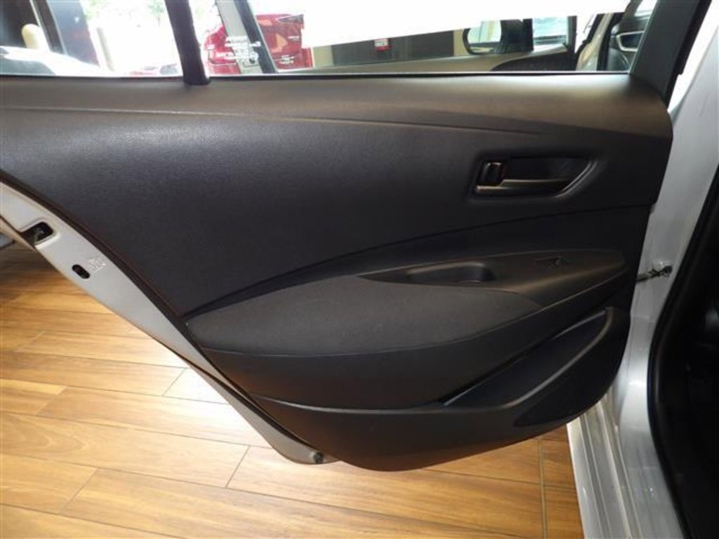 Used 2022 Toyota Corolla LE image 20