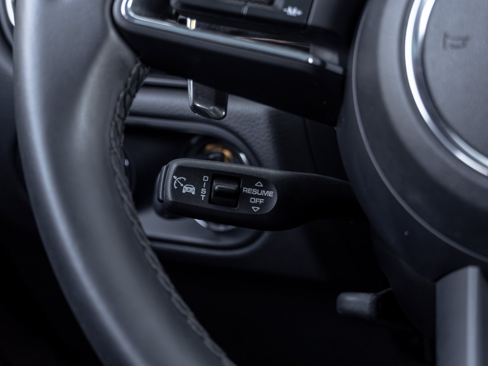 Certified 2026 Porsche Macan AWD/4WD image 32