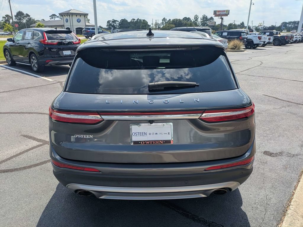 Used 2022 Lincoln Corsair AWD w/ Premium Package image 6