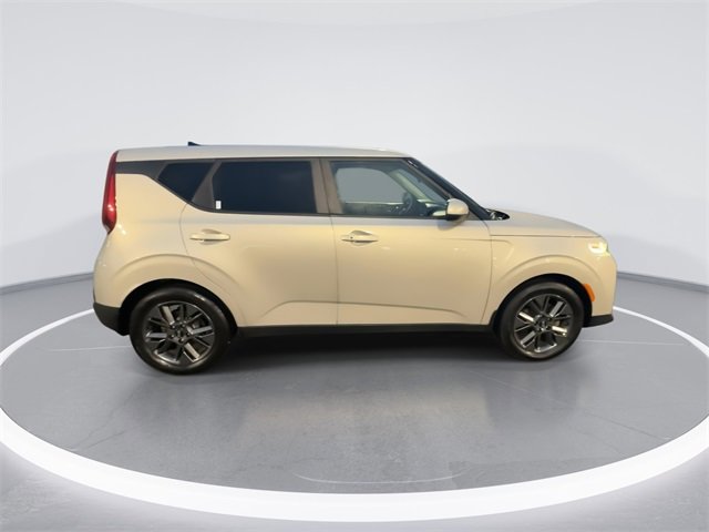 Used 2020 Kia Soul EX image 9