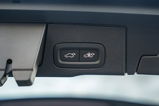 New 2026 Volvo XC60 T8 Plus w/ Protection Package Premier image 10