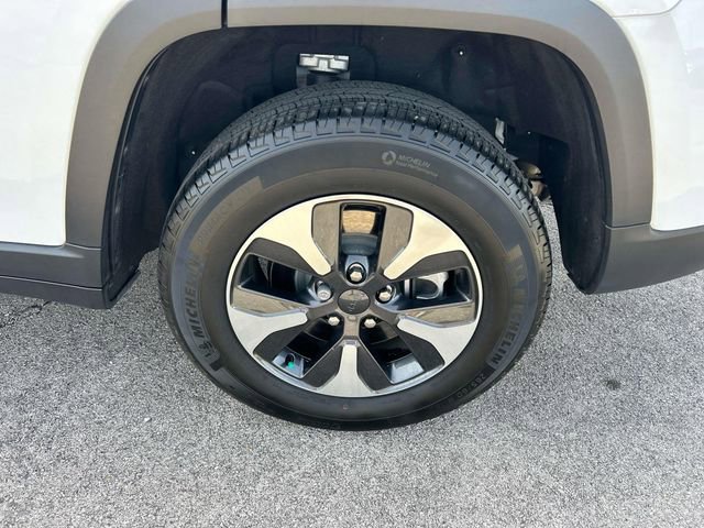 Used 2023 Jeep Grand Cherokee 4WD 4xe image 47