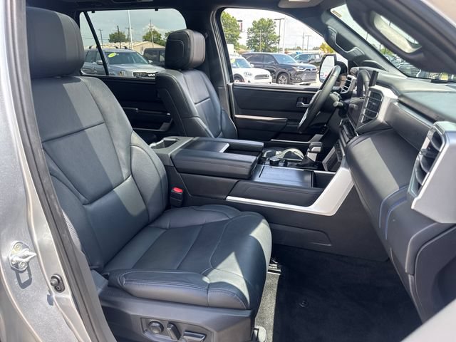 Used 2024 Toyota Sequoia Platinum AWD/4WD image 14