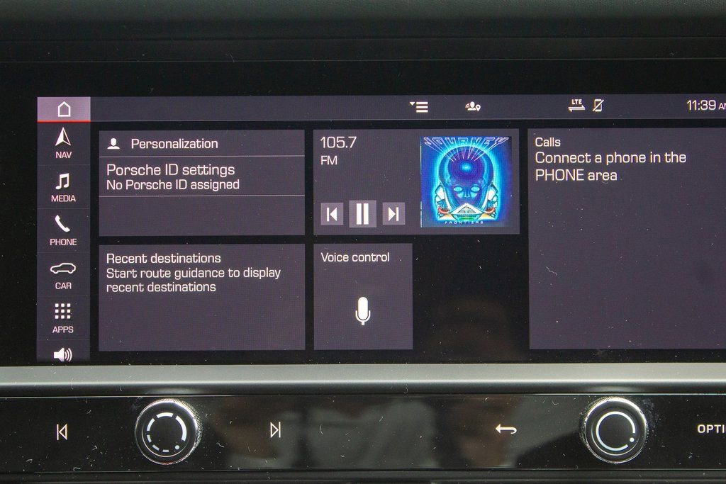 Used 2022 Porsche Macan GTS image 16