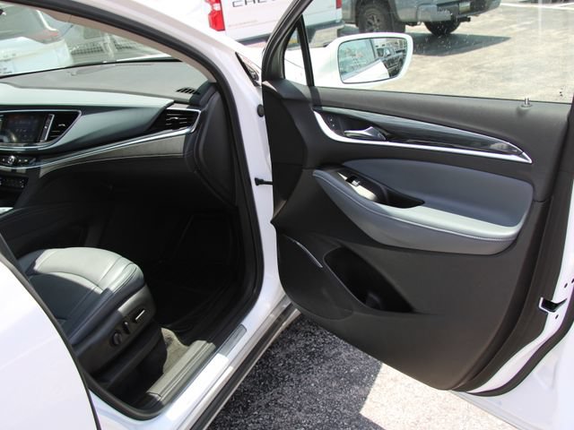 Used 2020 Buick Enclave Essence FWD image 33