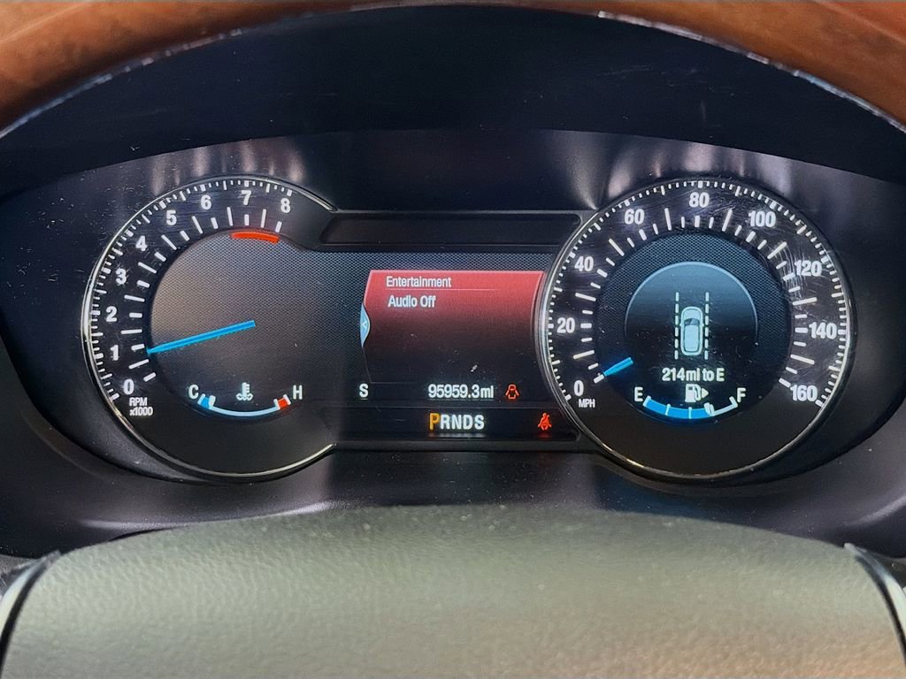 Used 2018 Ford Explorer Platinum image 15