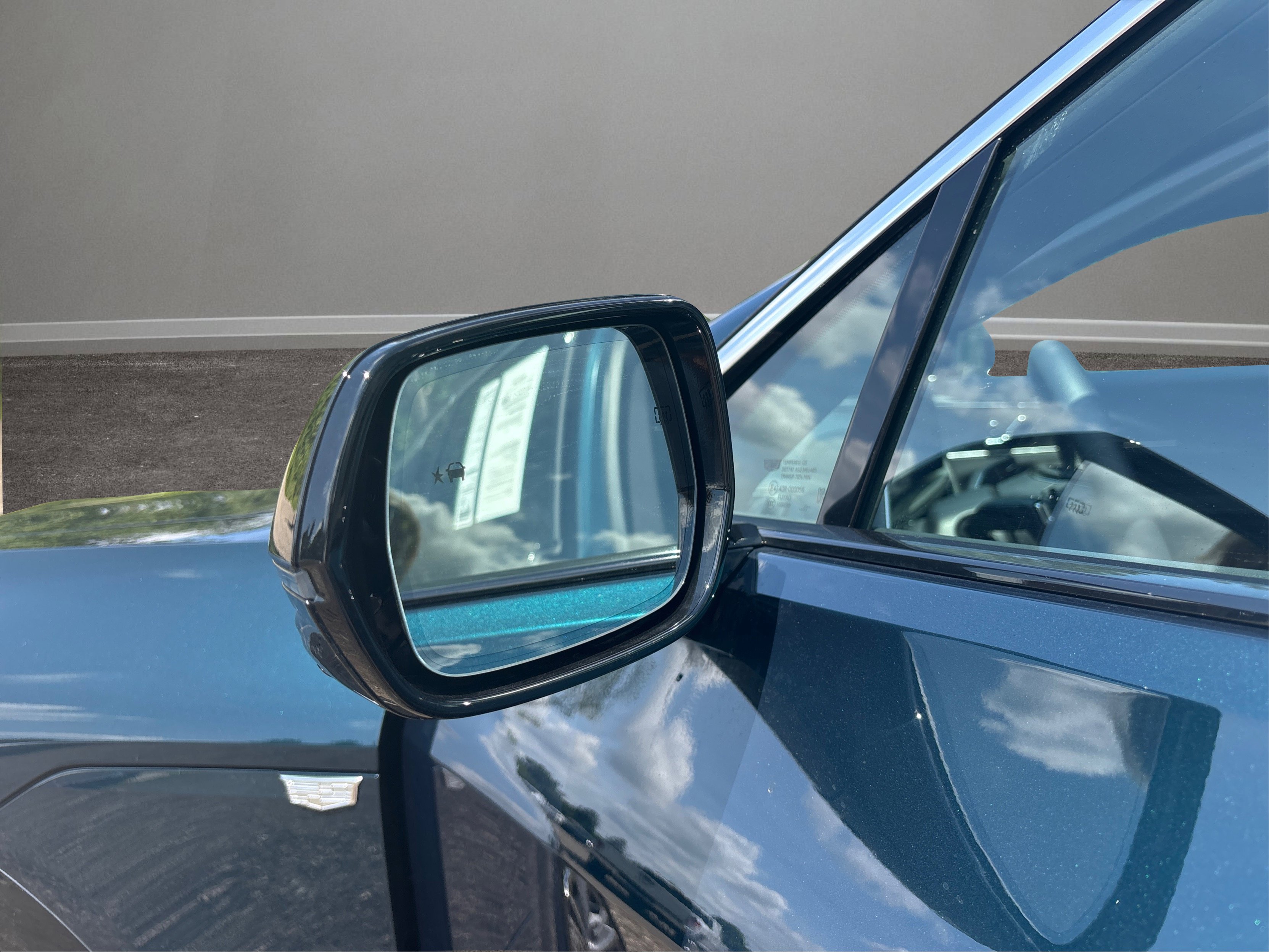 Used 2024 Cadillac Lyriq Luxury image 42