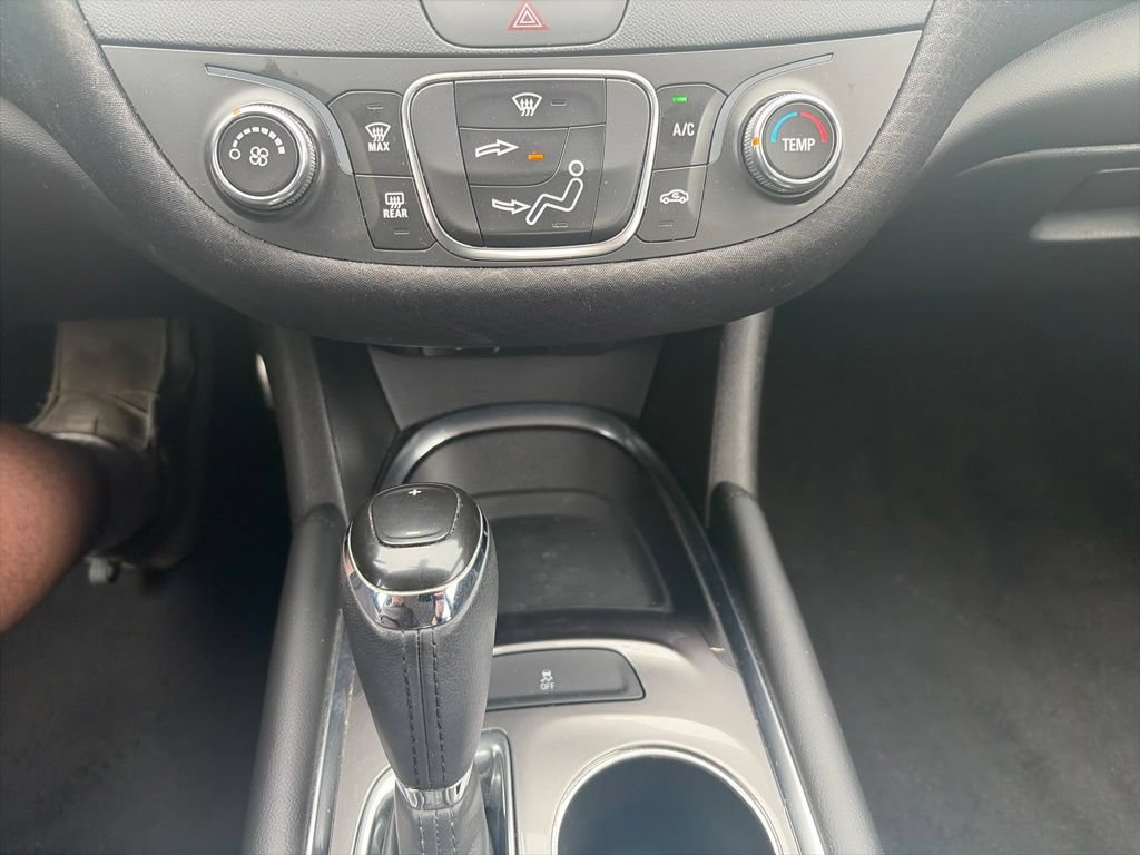 Used 2016 Chevrolet Malibu LT FWD image 22