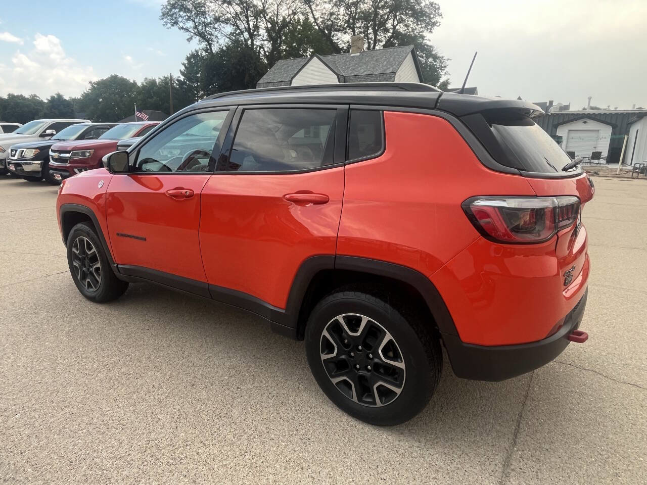 Used 2019 Jeep Compass Trailhawk image 7