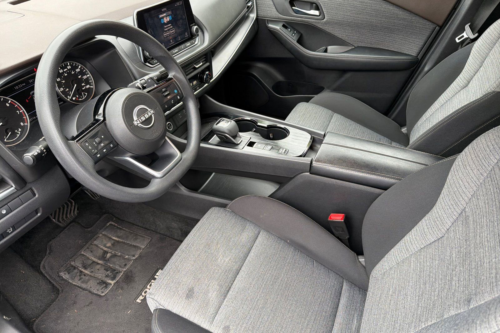 Used 2022 Nissan Rogue SV image 10