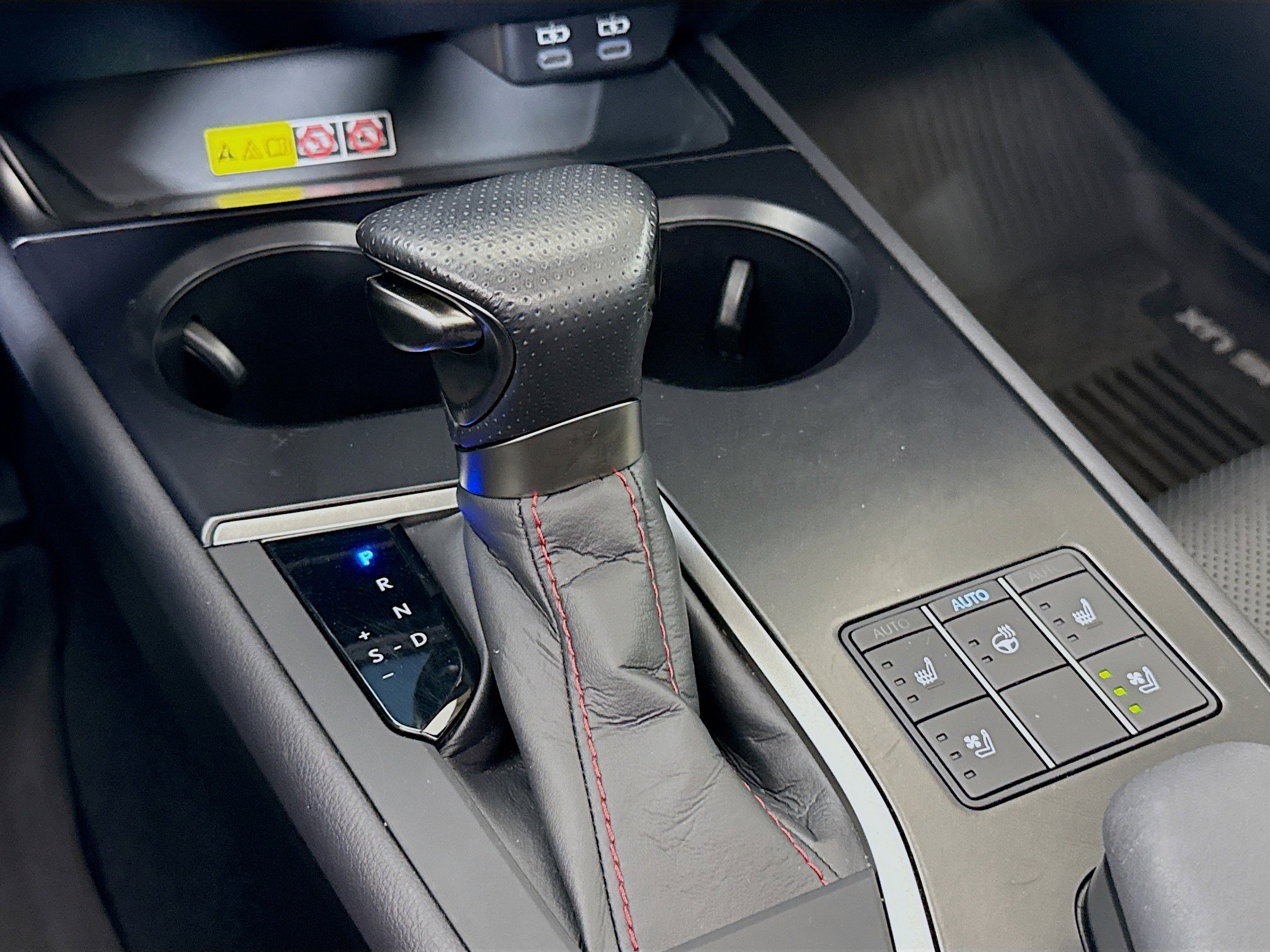 Used 2023 Lexus UX 250h F Sport image 19