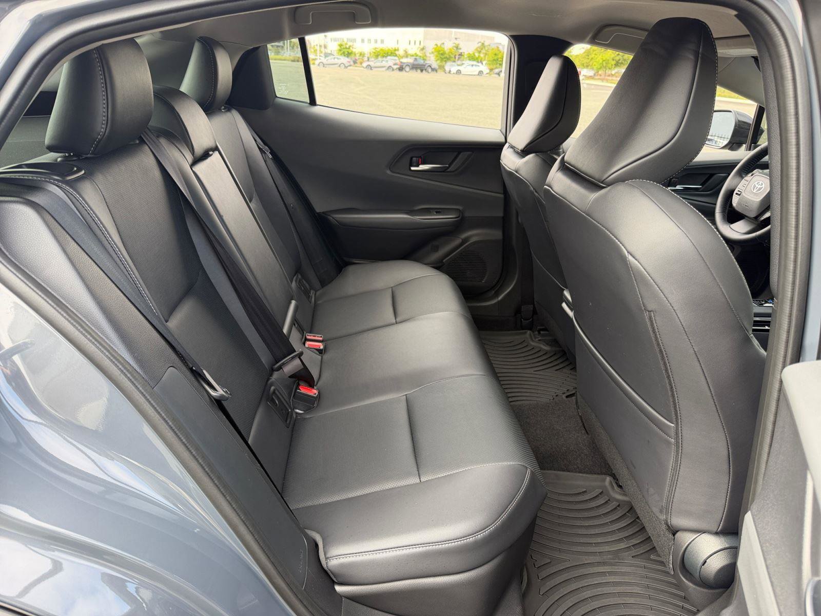 Used 2026 Toyota Prius XLE FWD image 18